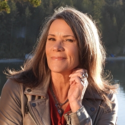 Lisa Cram